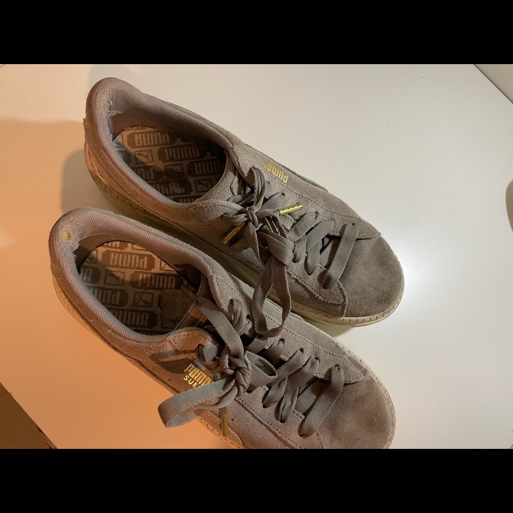 Puma Walking style sneakers